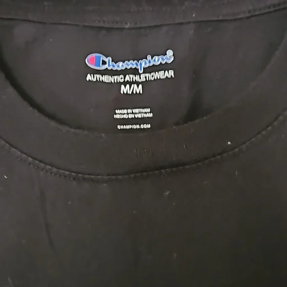 Medium Champion TSHIRT‎ - Picture 2 of 2